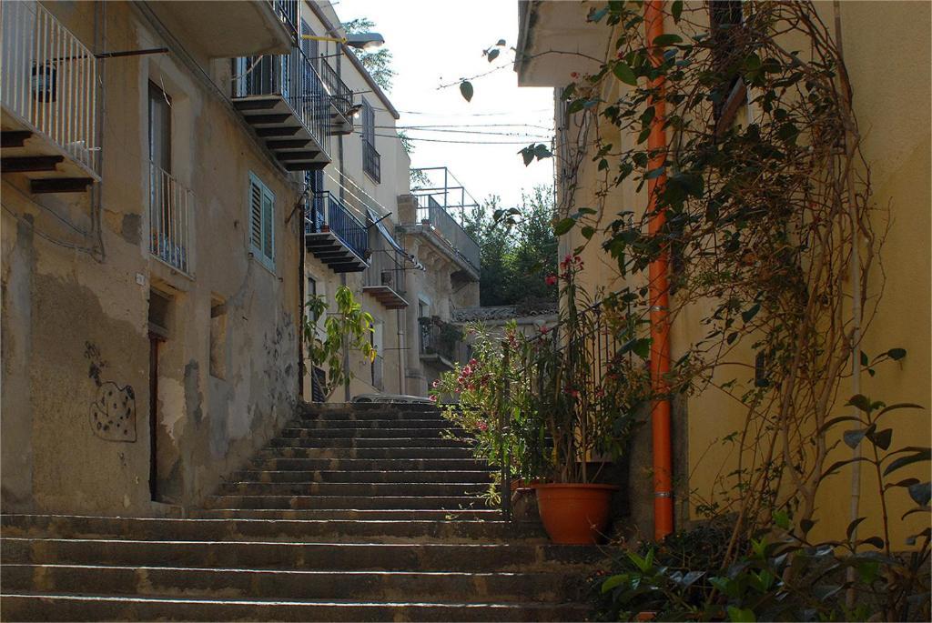 Bed and Breakfast Domus Antiqua Agrigento Exterior foto