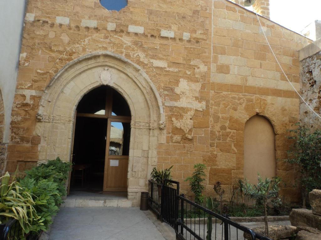 Bed and Breakfast Domus Antiqua Agrigento Exterior foto