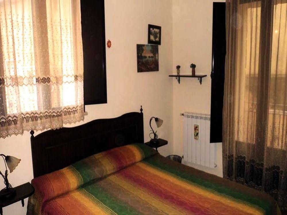Bed and Breakfast Domus Antiqua Agrigento Exterior foto